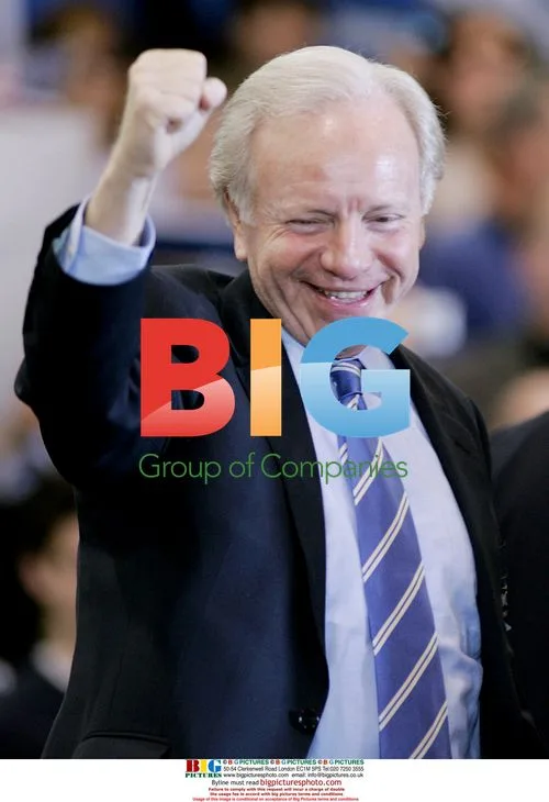 Sen. Lieberman at McCain rally in Connecticut