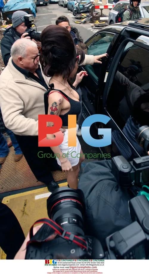 Amy Winehouse Leaving Rehab
