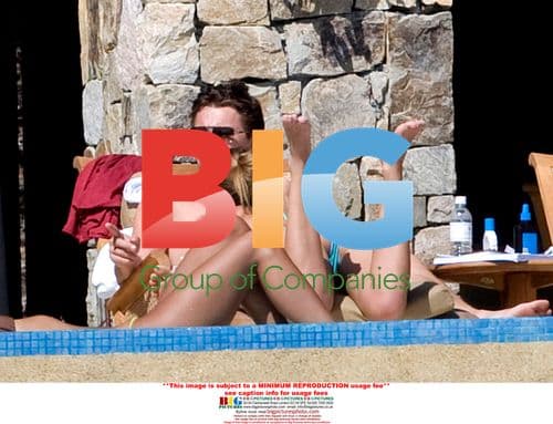 Leonardo Dicaprio and Bar Rafaeli on vacation in Mexico