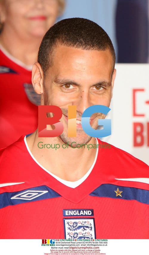 England Football Team Unveils New Kit