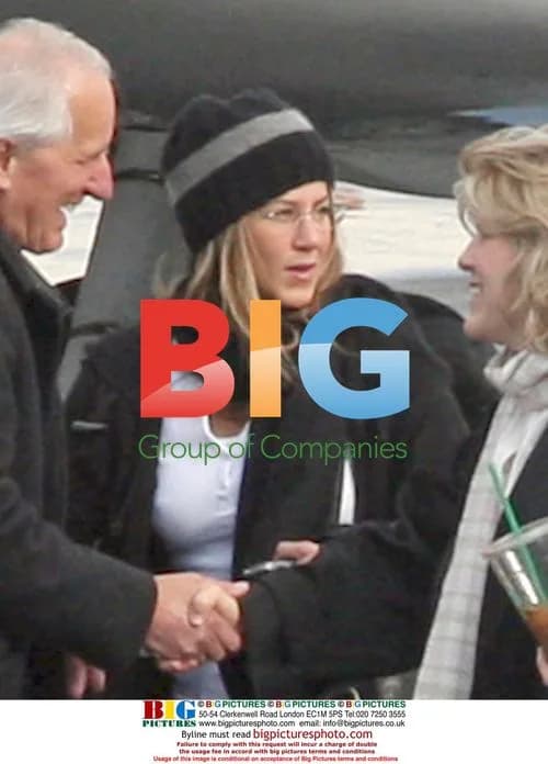 Jennifer Aniston Departs Vancouver Set