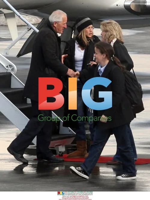 Jennifer Aniston Departs Vancouver Set