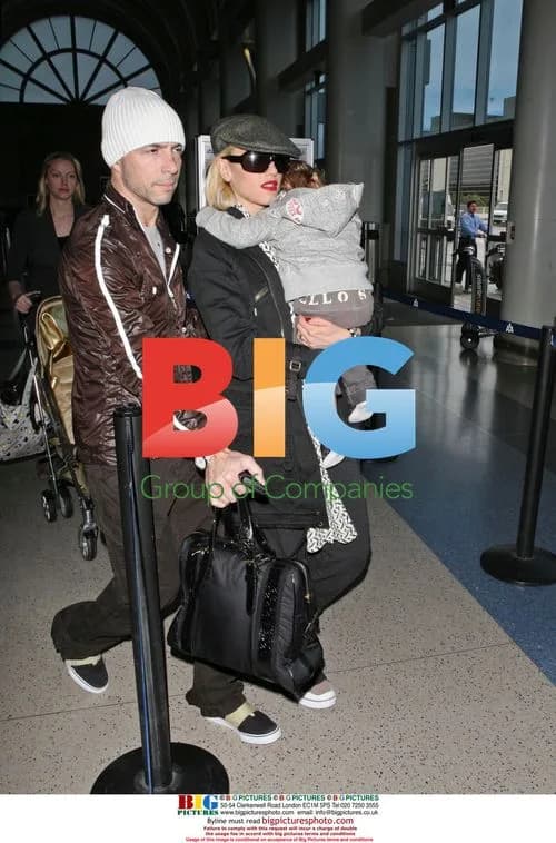 Gwen Stefani Departs LAX with Family