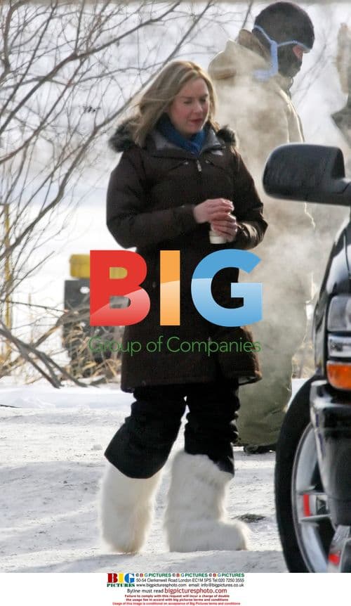 Renee Zellweger Braves Winnipeg's Freezing Temps