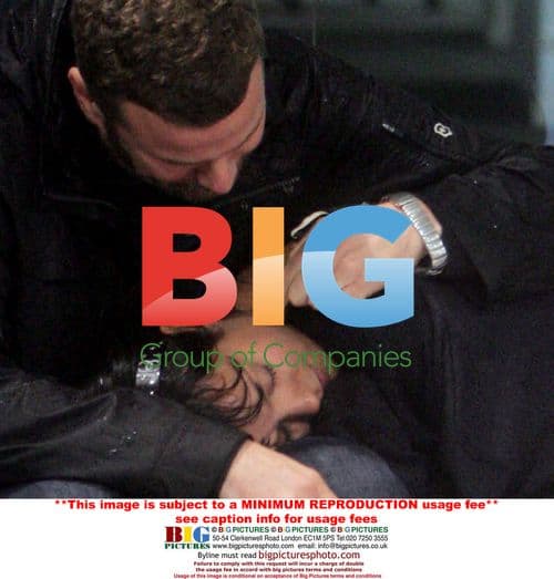 Lily Allen and Ed Simons Shop for Car After Miscarriage