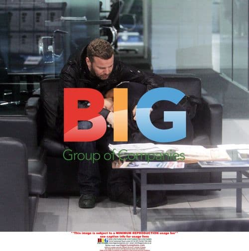 Lily Allen and Ed Simons Shop for New Car