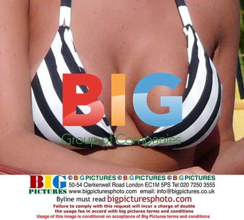 Alex Curran Vacations in Dubai