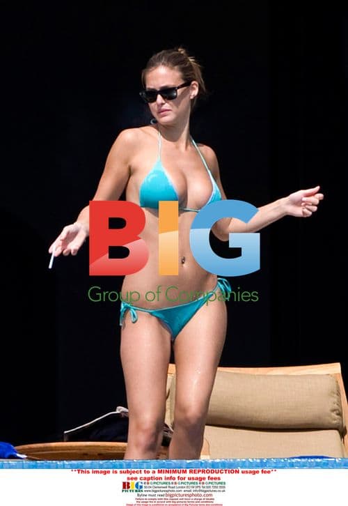 Leonardo DiCaprio and Bar Refaeli in Mexico