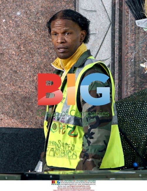 Downey Jr. and Foxx on set of 'The Soloist'