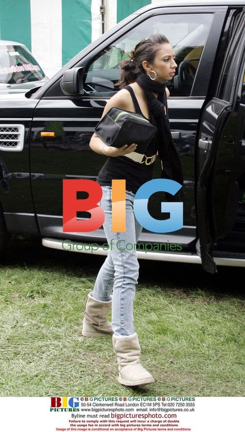 Singer Natalia flashing during show in Rhyl