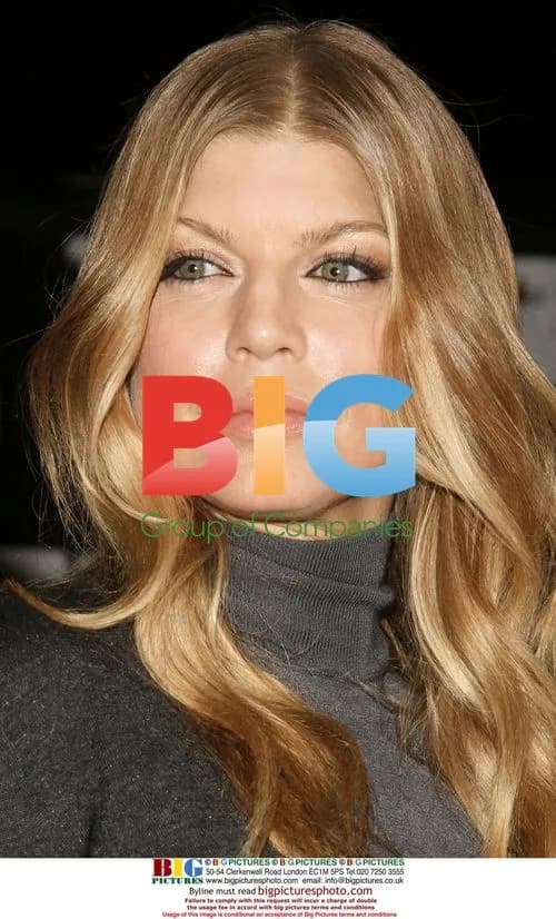 Fergie Presents $500,000 Check for 7th on Sale HIV/AIDS Fundraiser