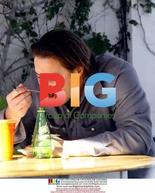 Luke Wilson Has Lunch at Fred Segal