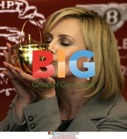 Charlize Theron Honored as 2008 Hasty Pudding Woman of the Year