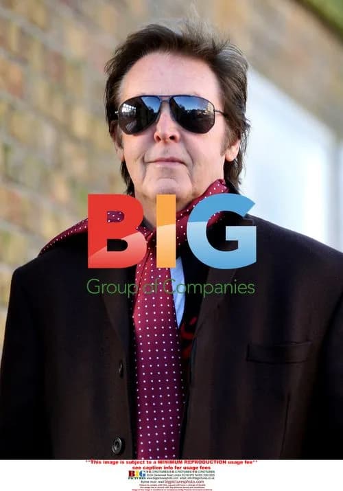 Sir Paul McCartney Confronts Paparazzi