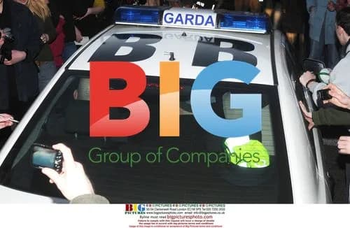 Frank Black arrested in Dublin for attempted concert