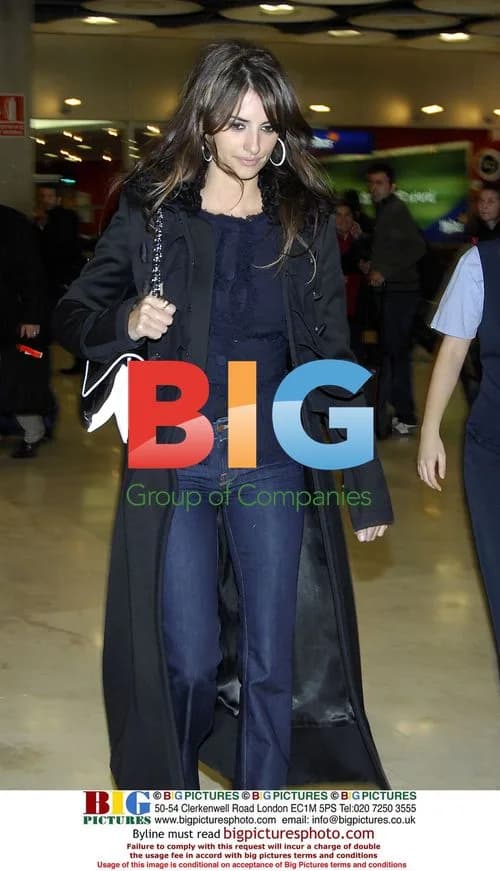 Penelope Cruz at Madrid Airport