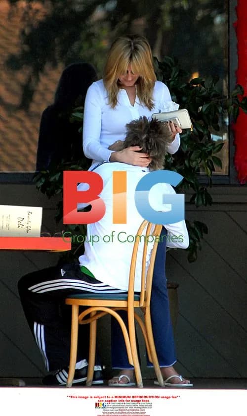 Rod Stewart Has Family Breakfast in Bel Air