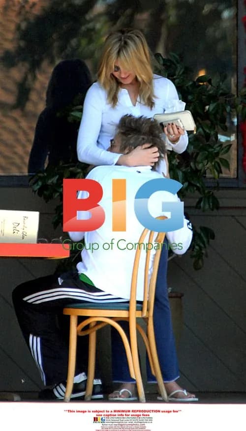 Rod Stewart and Family Outing in Bel Air