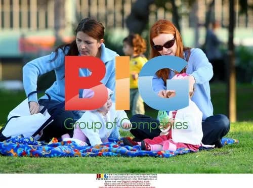 Marcia Cross takes twins to park
