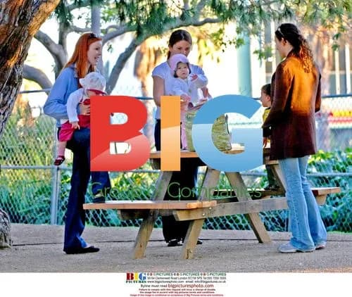 Marcia Cross with Twins at Park