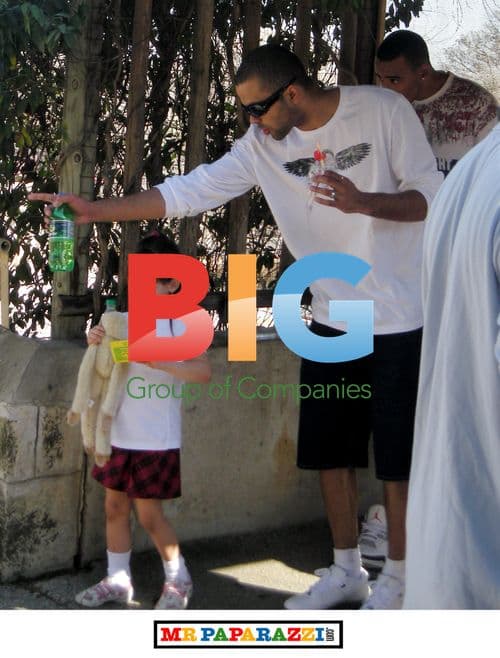 Eva Longoria and Tony Parker at San Antonio Zoo