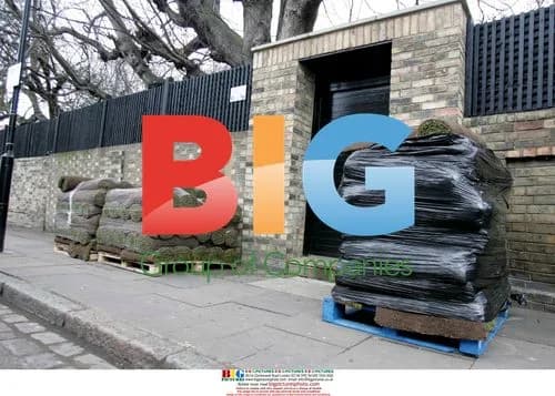 Kate Moss Gets Grass Delivered