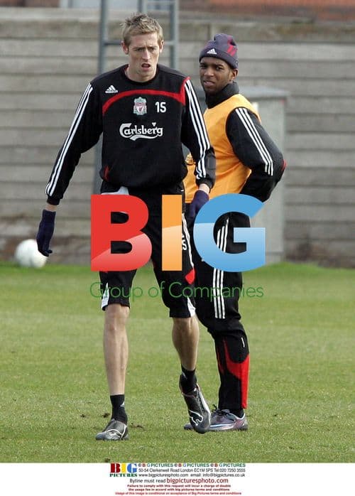 Liverpool in Training 15/02/2008