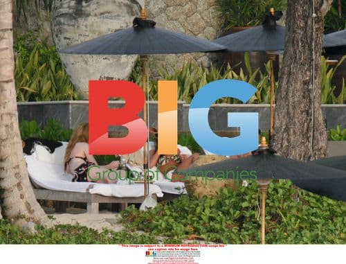 Cheryl Cole Parties in Thailand