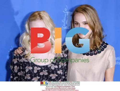 Johansson & Portman at 'The Other Boleyn Girl' Photocall