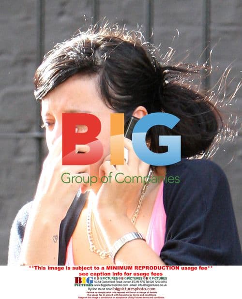 Lily Allen Crying After Breakup