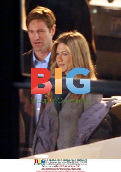 Jennifer Aniston and Aaron Eckhart on Film Set