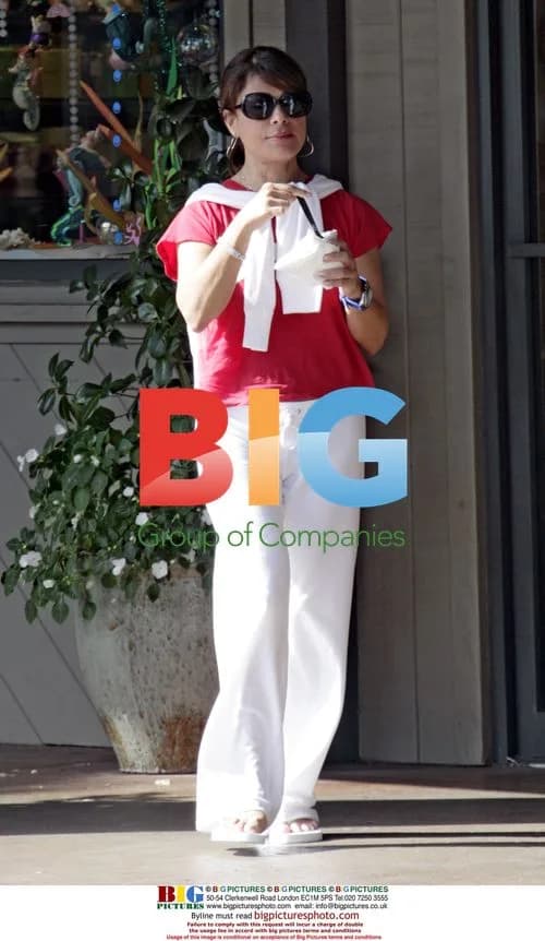Paula Abdul Enjoys Ice Cream with Boyfriend in Beverly Hills