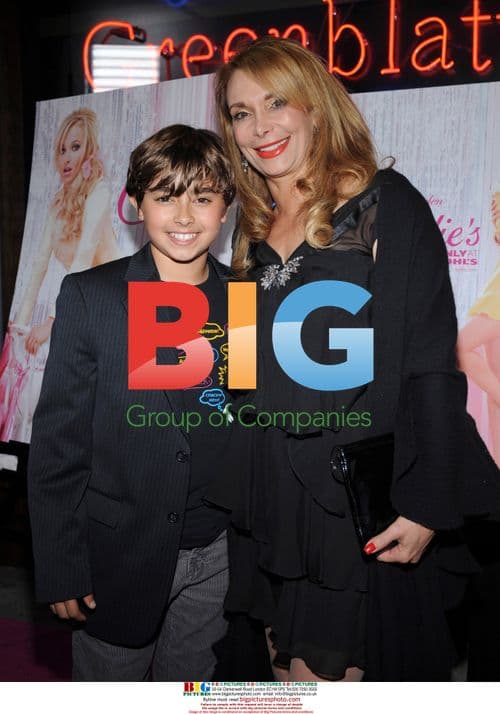 Hayden Panettiere Celebrates Candie's Campaign