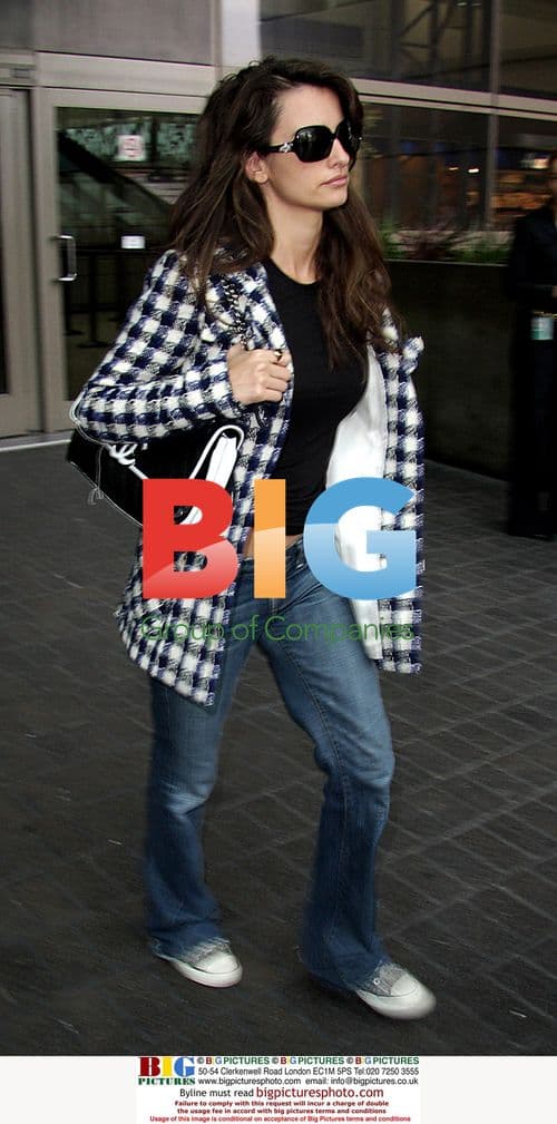 Penelope Cruz Arrives at LAX