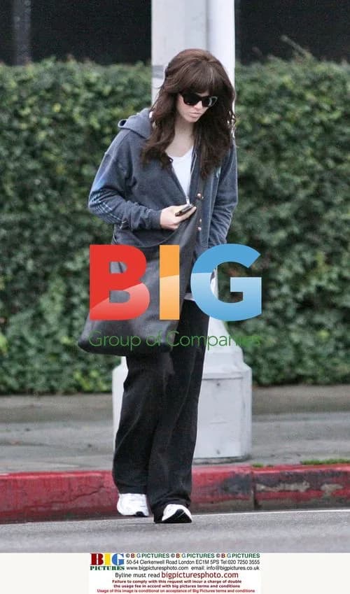 Singer Mandy Moore gets hair done in LA