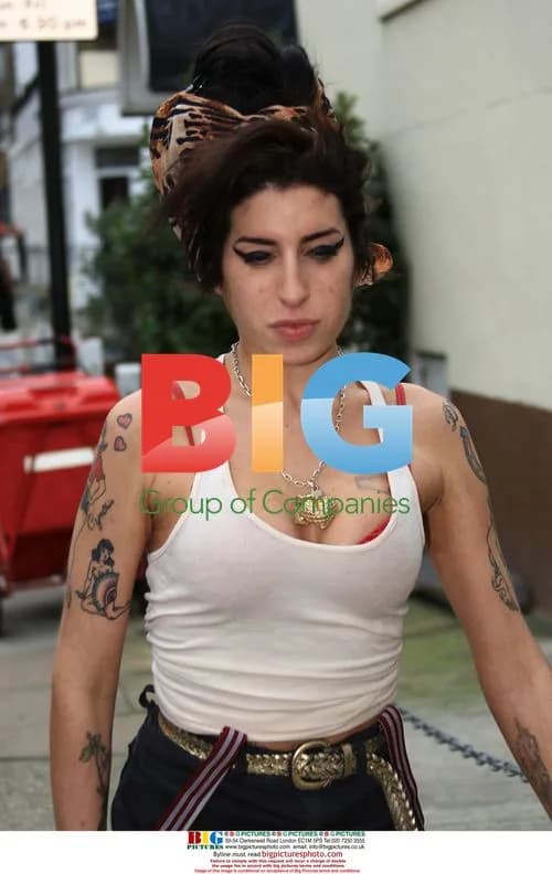Amy Winehouse Leaving for Prison Visit