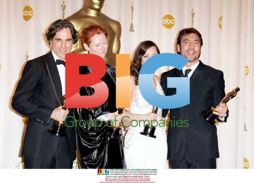 Oscar Winners in Press Room