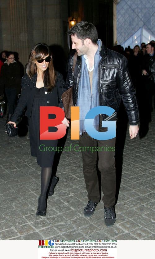 Monica Cruz and boyfriend leave Caf Marly