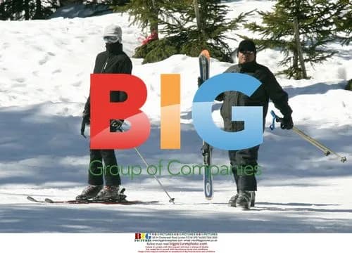 Carla Bruni Skiing in Courchevel