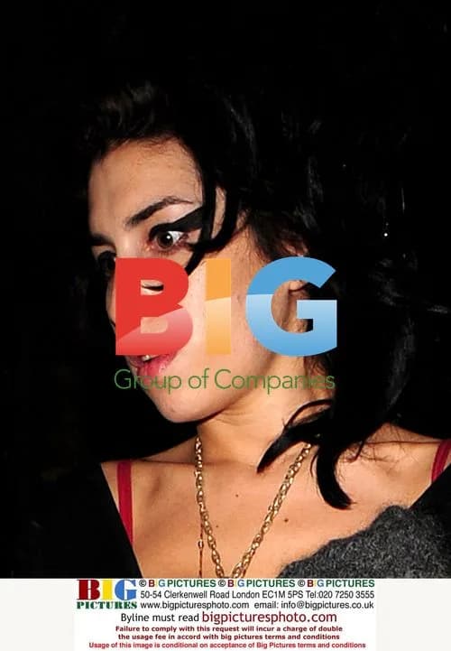 Amy Winehouse Leaving Hotel