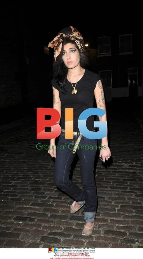 Troubled Amy Winehouse on walkabout in Camden
