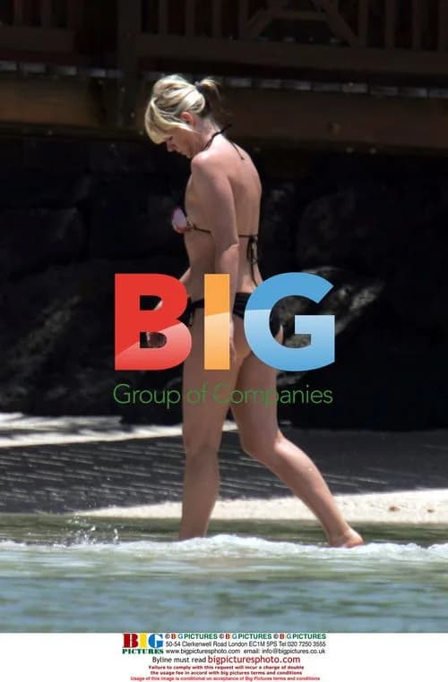 Zoe Ball on Christmas break with Fatboy Slim in Mauritius