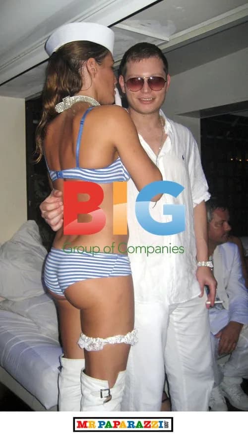 Scott Storch with Stripper at Russell Simmons Party
