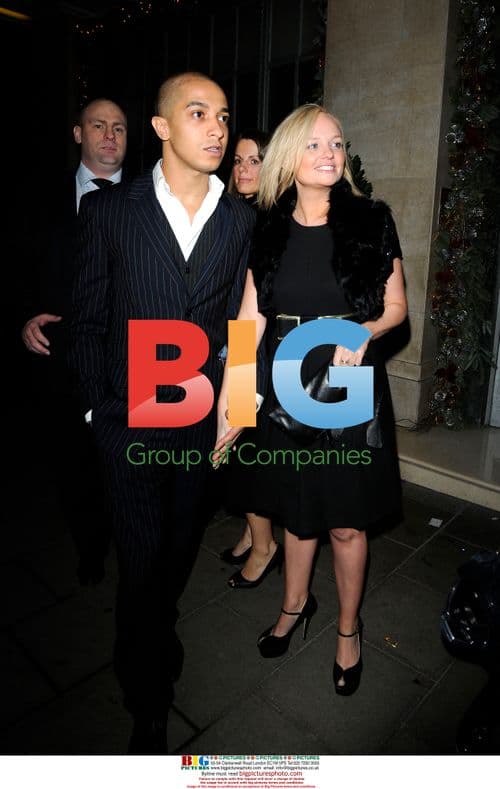 Spice Girls Ring in New Year at Claridges