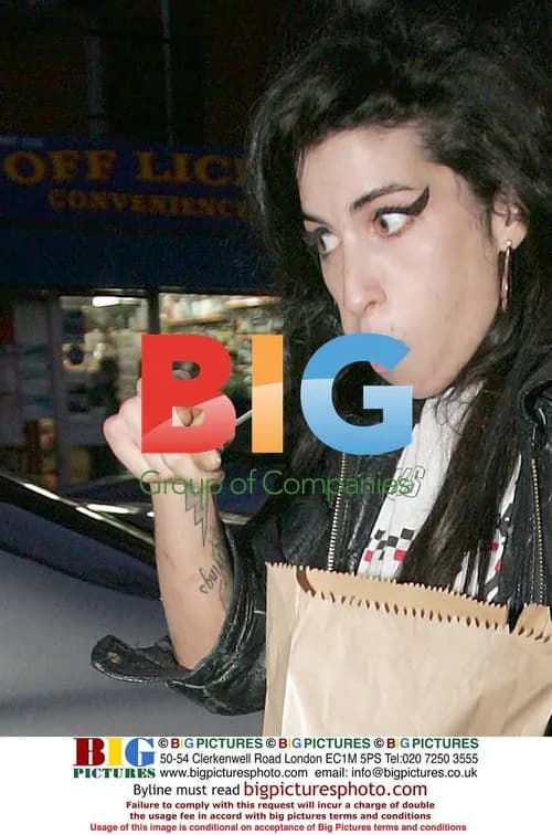Amy Winehouse Grocery Run