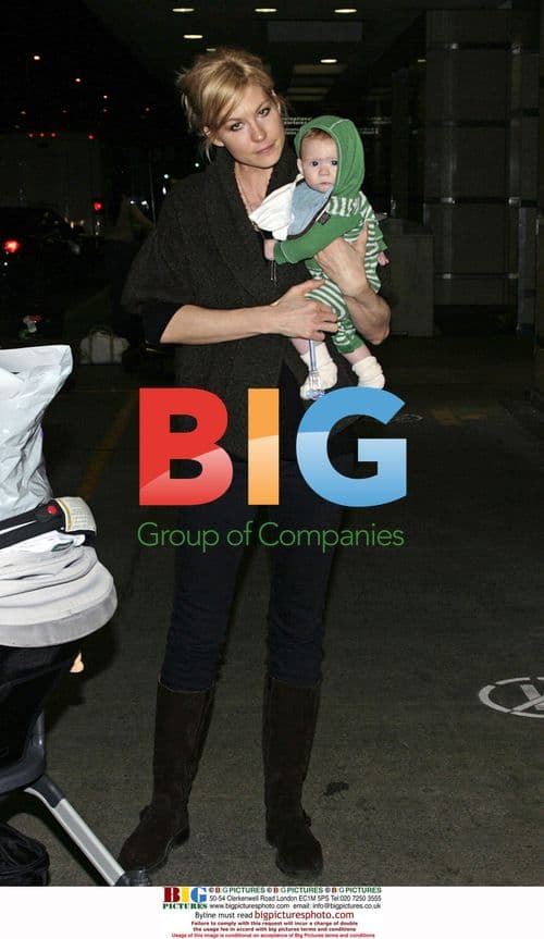 Jenna Elfman Departs LAX with Family