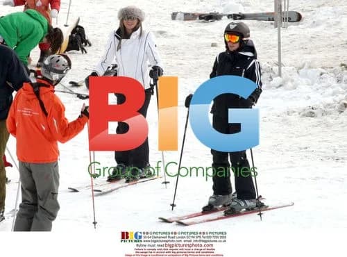 Liam Gallagher Enjoys Ski Lessons in Switzerland