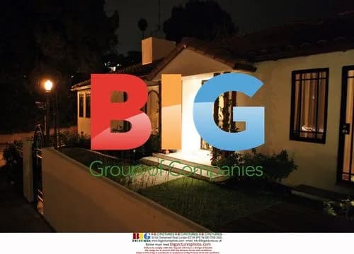 Katherine Heigl and Josh Kelley Check on New Home