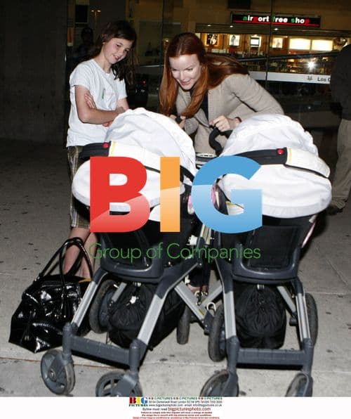 Marcia Cross with Twins in Mexico