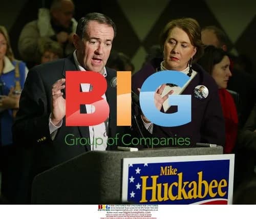 Mike Huckabee Wins Iowa Caucuses